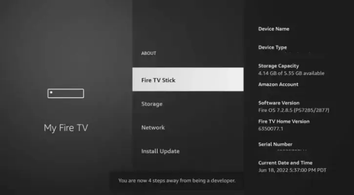 Naciśnięcie przycisku OK na pilocie 7 razy, aby aktywować Opcje deweloperskie na Firestick.

