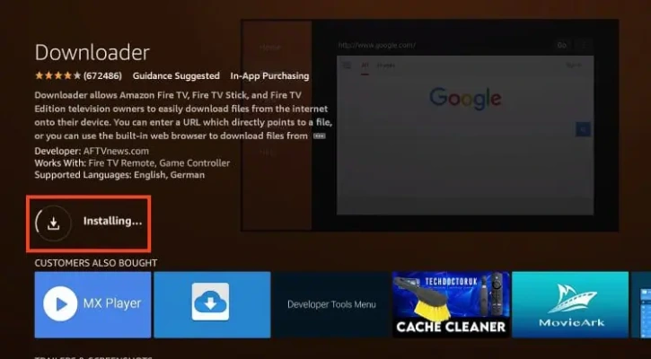 Oczekiwanie na zakończenie instalacji aplikacji Downloader na Firestick.

